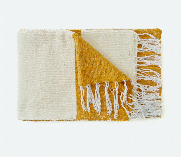 Sundream golden sustainable throw blanket