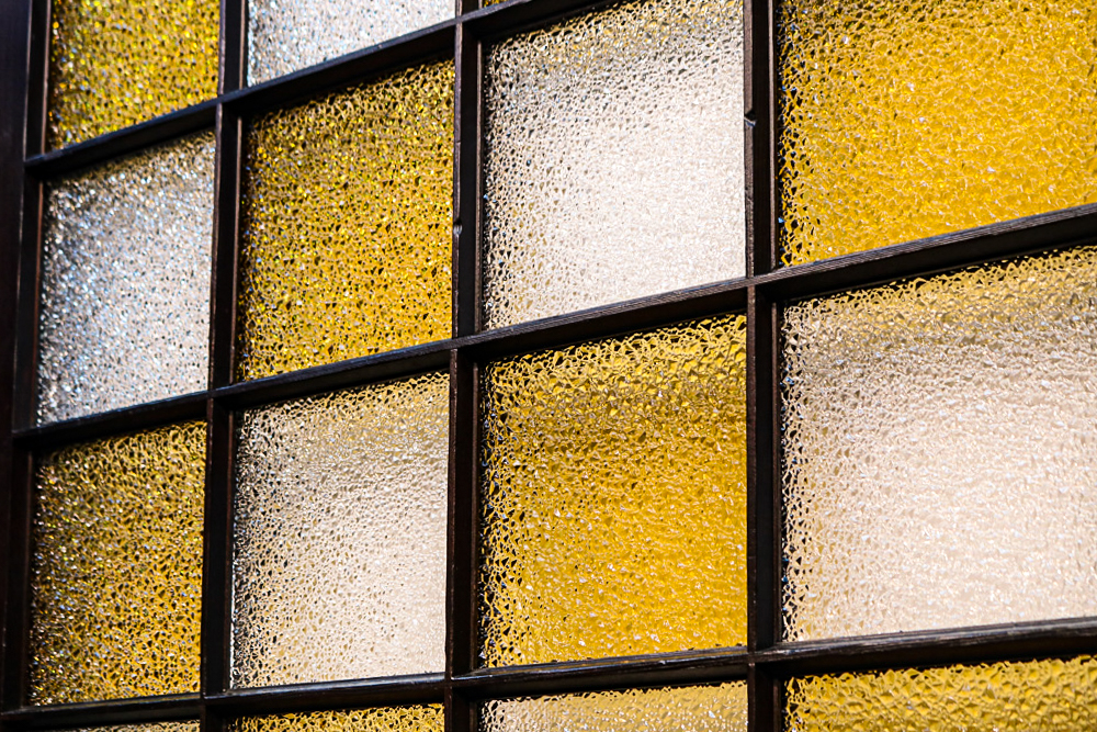 とっておきし福袋 タj0033 ×2枚 素敵な格子デザインの木枠ガラス戸 建具 サッシ 窓ガラス 扉 観音 カフェ 建材 リフォームK下 