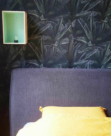 achterwand-bed-palmprint-behang
