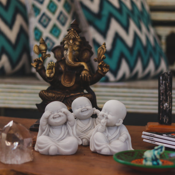 zen-interior-design-buddhist-home-decor-hindu-pedras-feng-shui-incenso