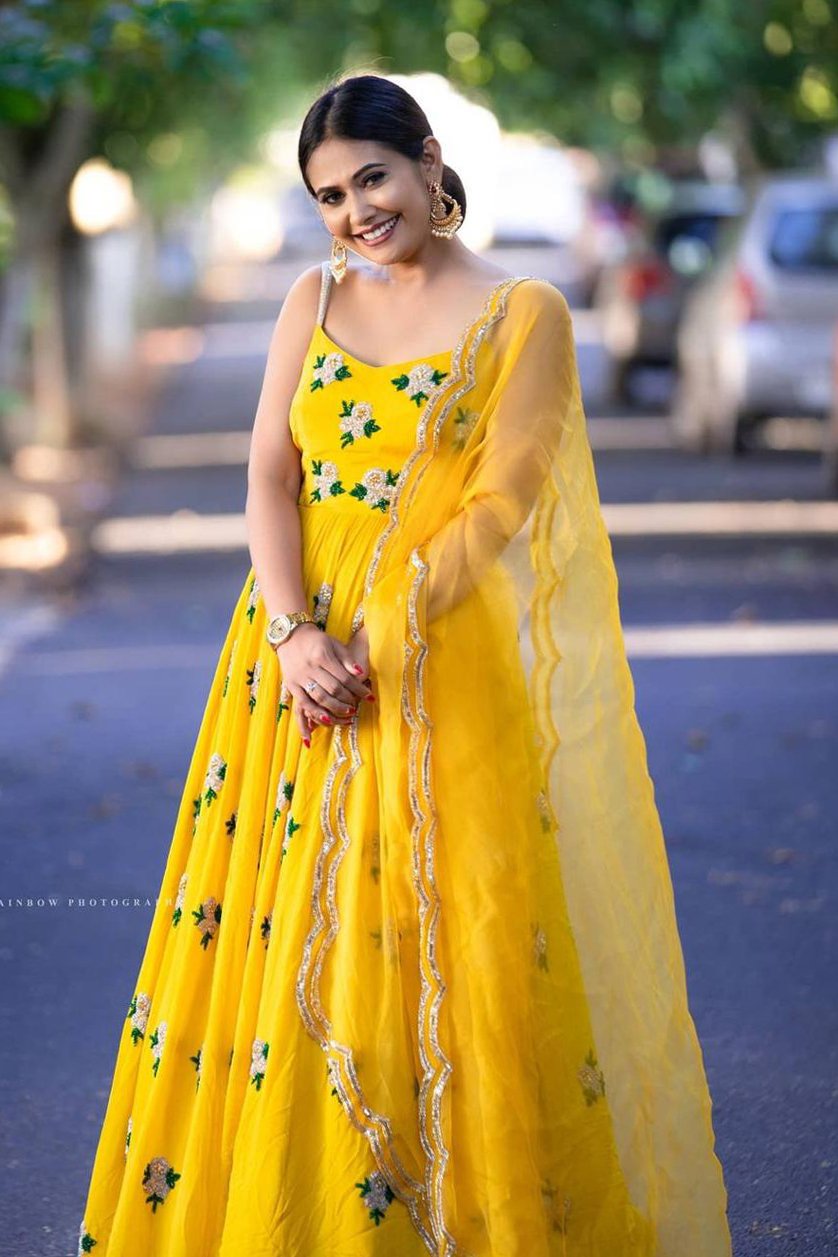 Gorgeous Yellow Color Georgette Long Gown With Zari And Lace Work ...