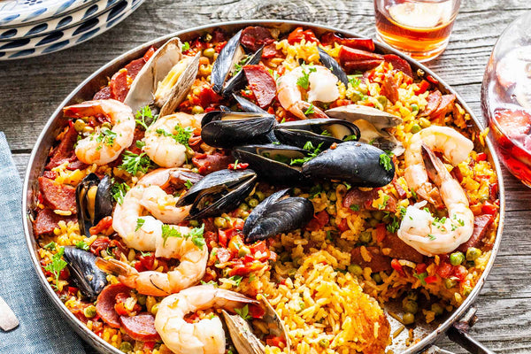 https://www.simplyrecipes.com/recipes/seafood_paella_on_the_grill/