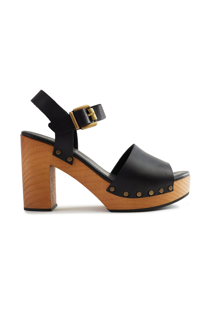 platform leather clogs in black | lisa b.