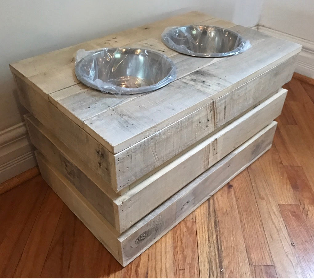 dog bowl with storage