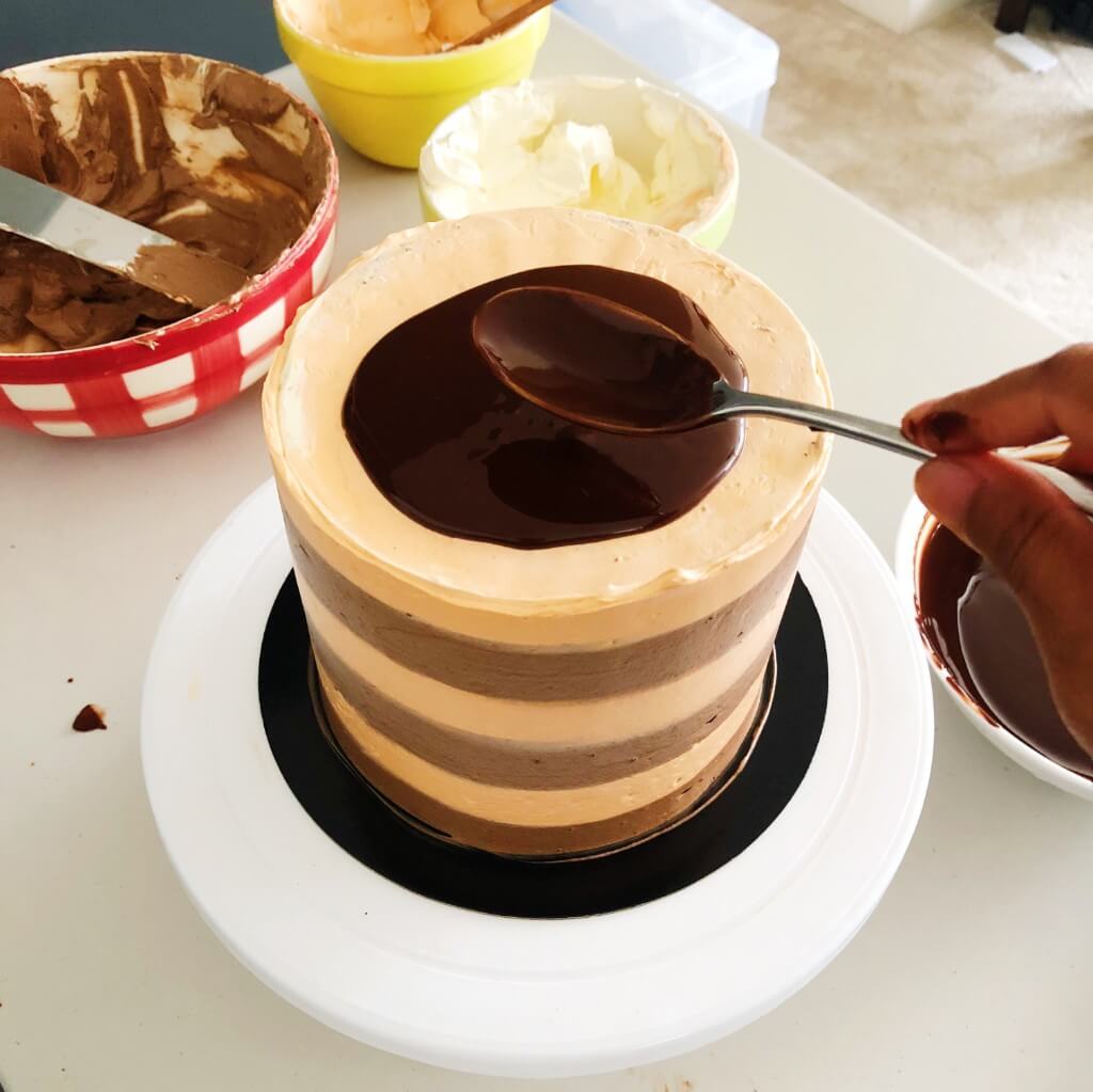 Chocolate Drip Cake Recipe - spread ganache
