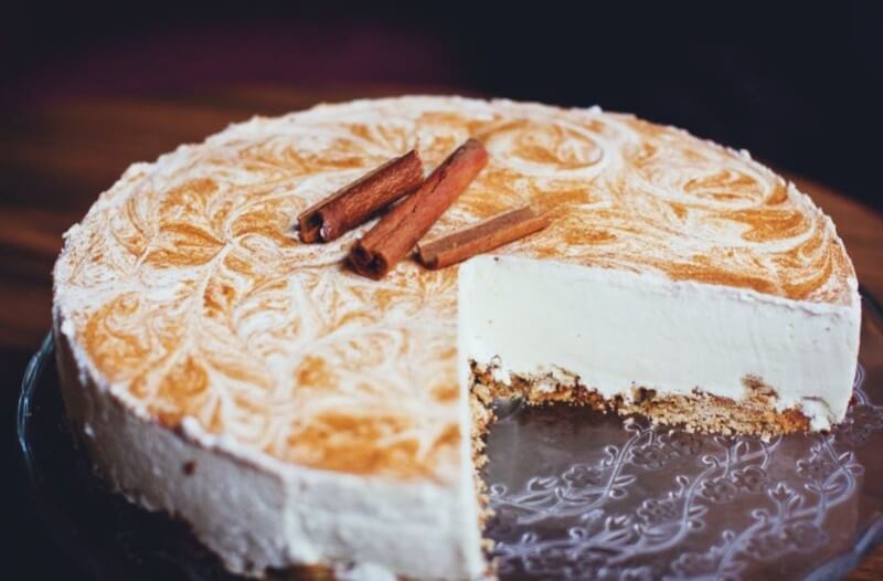 Cinnamon No Bake Cheesecake- Christmas Baking Ideas