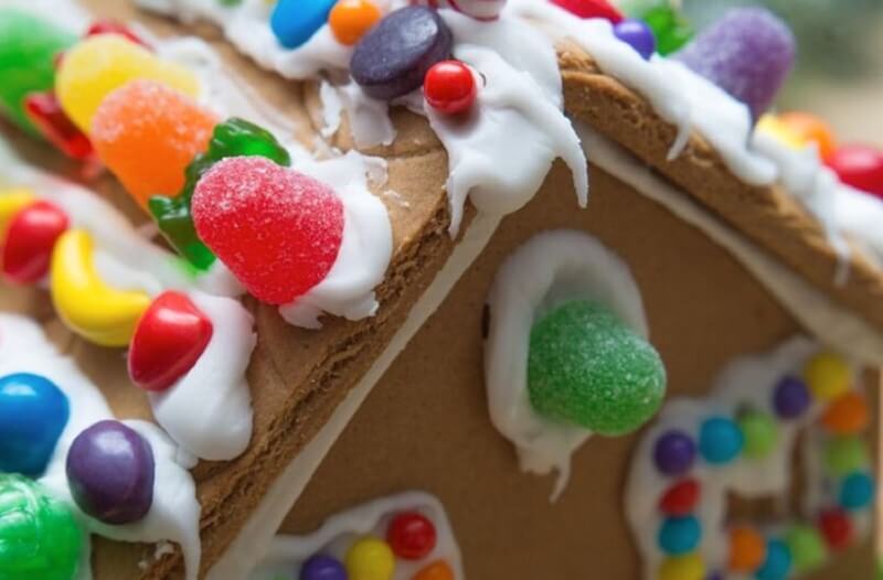 Gingerbread Houses- Christmas Baking Ideas
