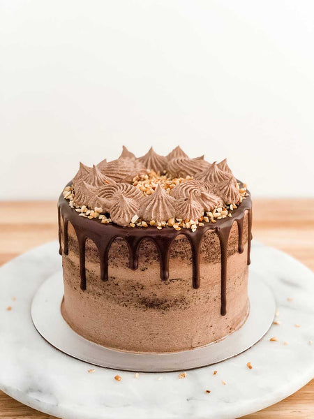 Sugar Free Keto Chocolate Drip Cake Recipe