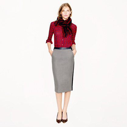 How a pencil skirt should fit - Adea - Everyday Luxury