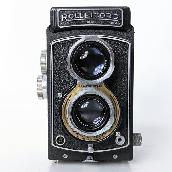 Rolleicord III TLR Camera, Schneider Xenar 75/3.5 Lens – Camera