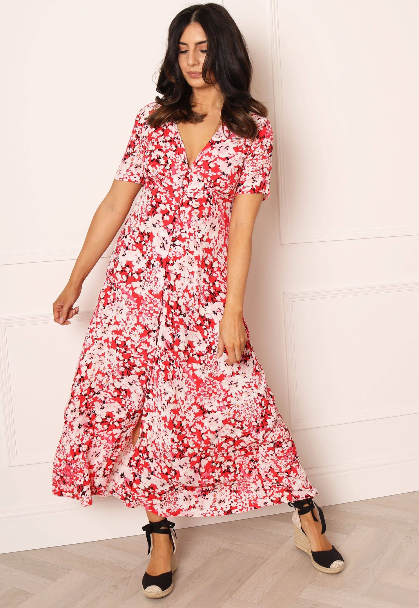 ONLY Enola Floral Print Maxi Tea Dress with Button Fastening in Red & White - concretebartops