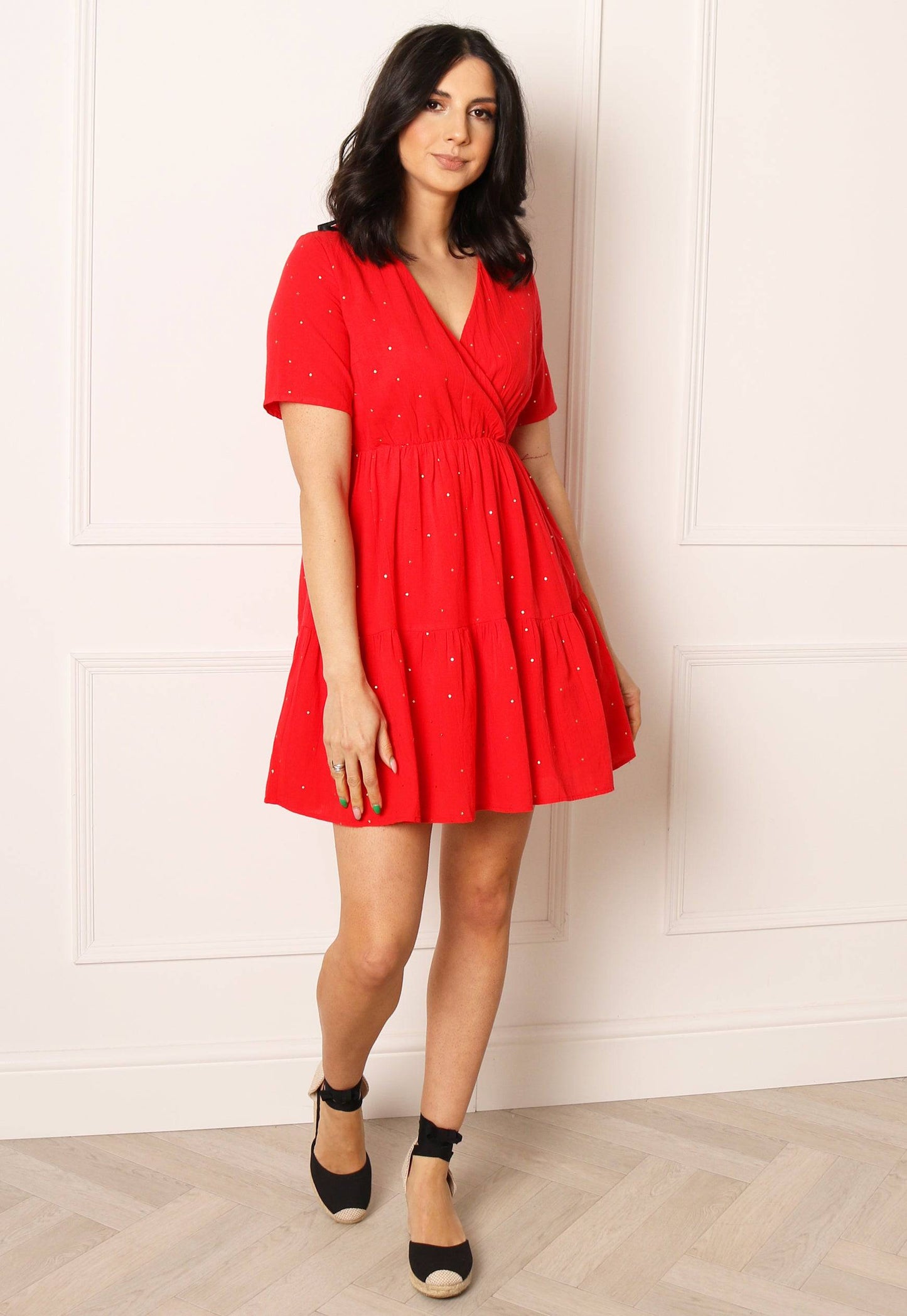 PIECES Vianna Linen Short Sleeve Mini Wrap Dress in Red with Gold Spots - vietnamzoom
