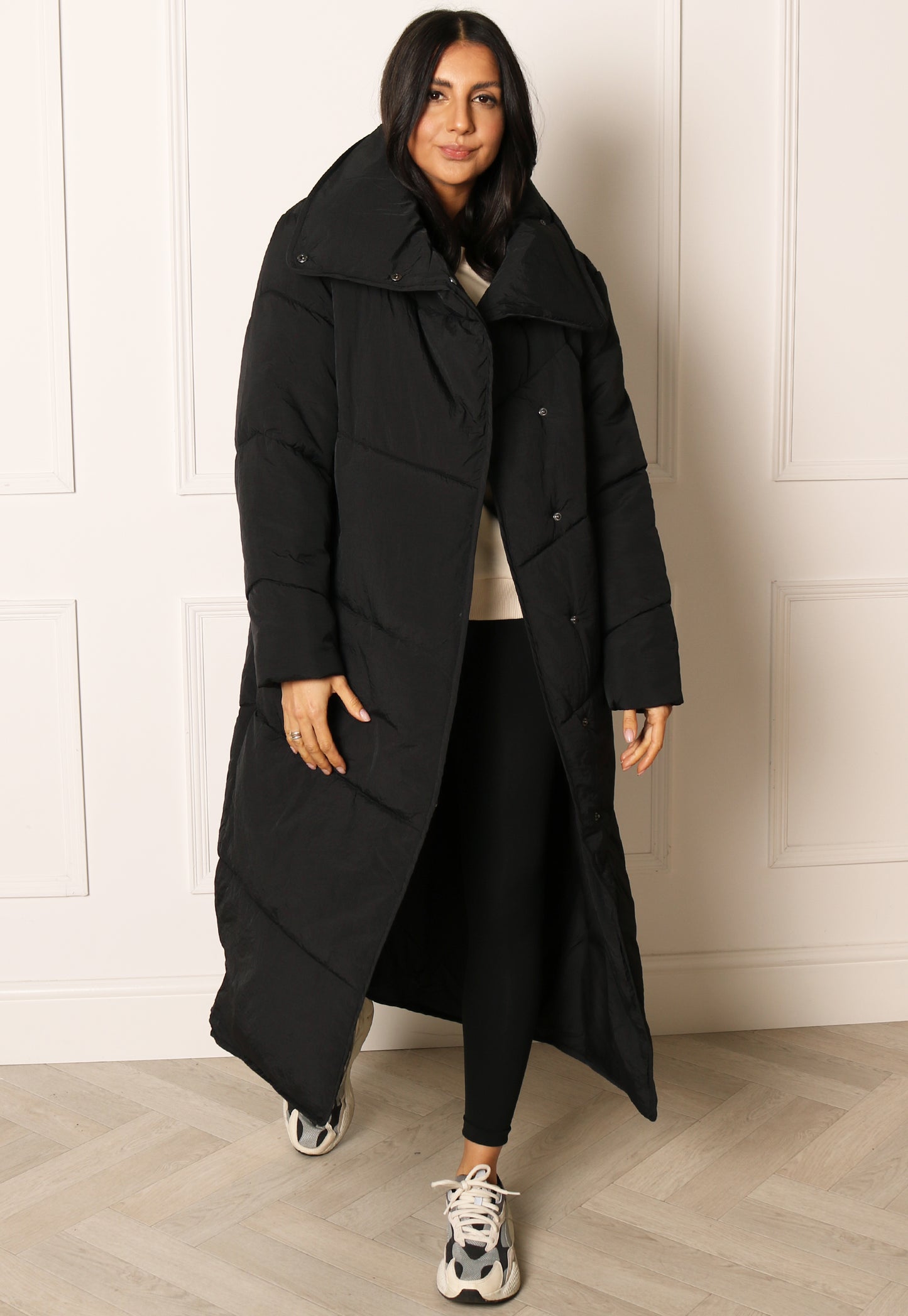 VILA Louisa Maxi Longline Duvet Puffer Coat in Black - concretebartops