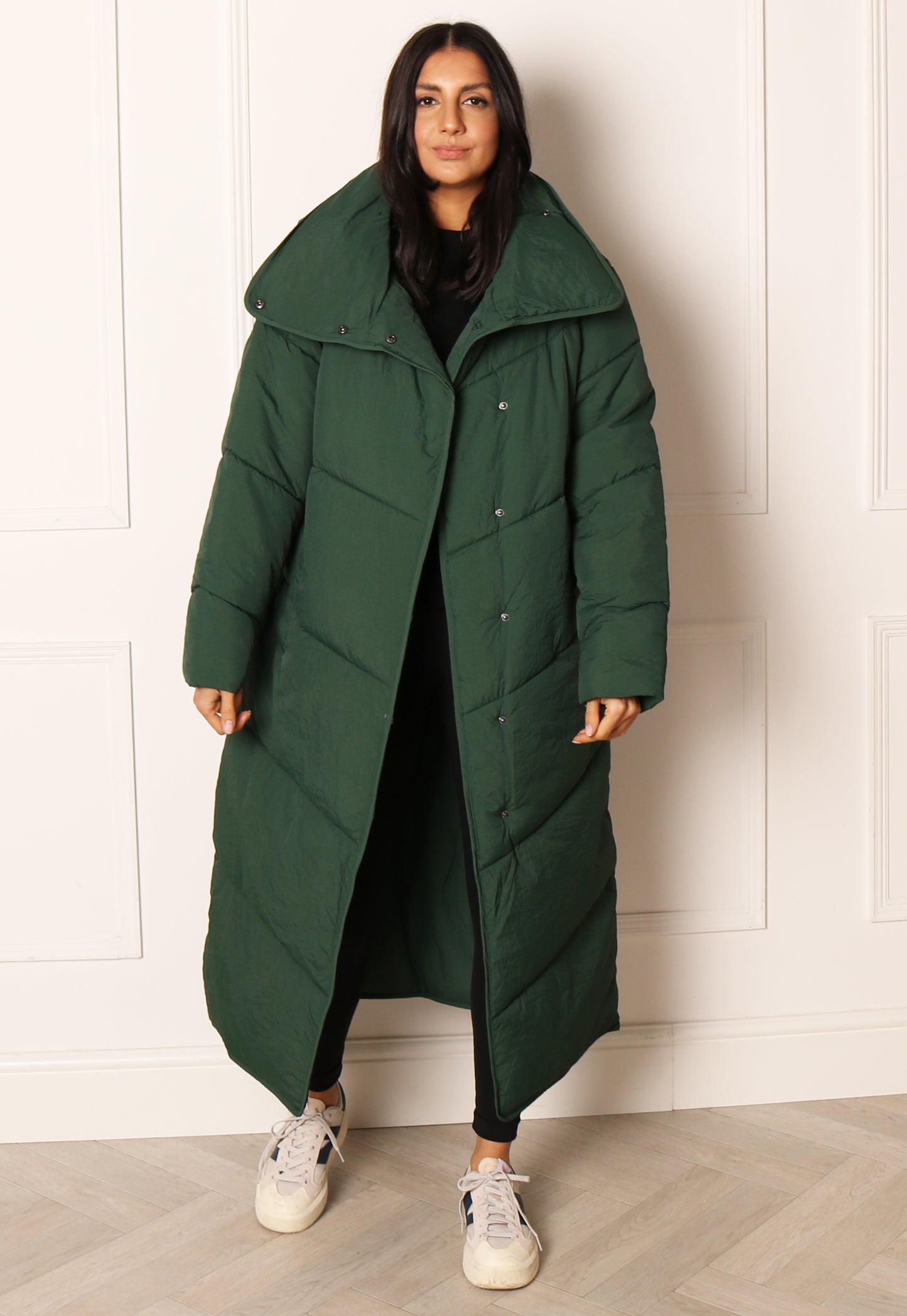 VILA Louisa Maxi Longline Duvet Puffer Coat in Dark Green - concretebartops