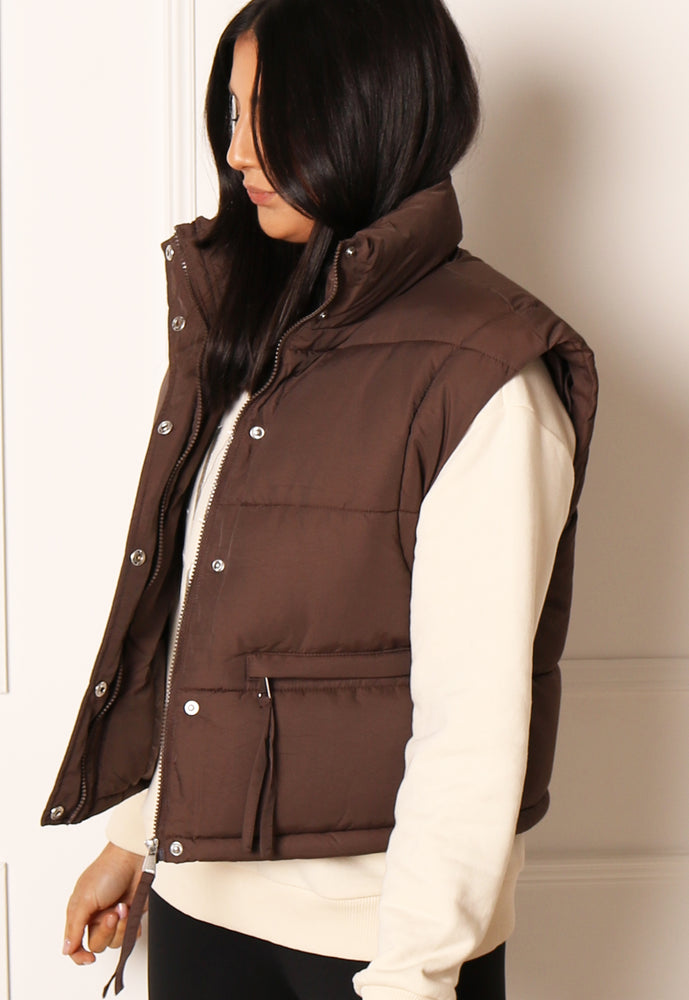 JDY Milo 2 in 1 Cropped Puffer Jacket & Gilet with Funnel Neck in Chocolate Brown - concretebartops