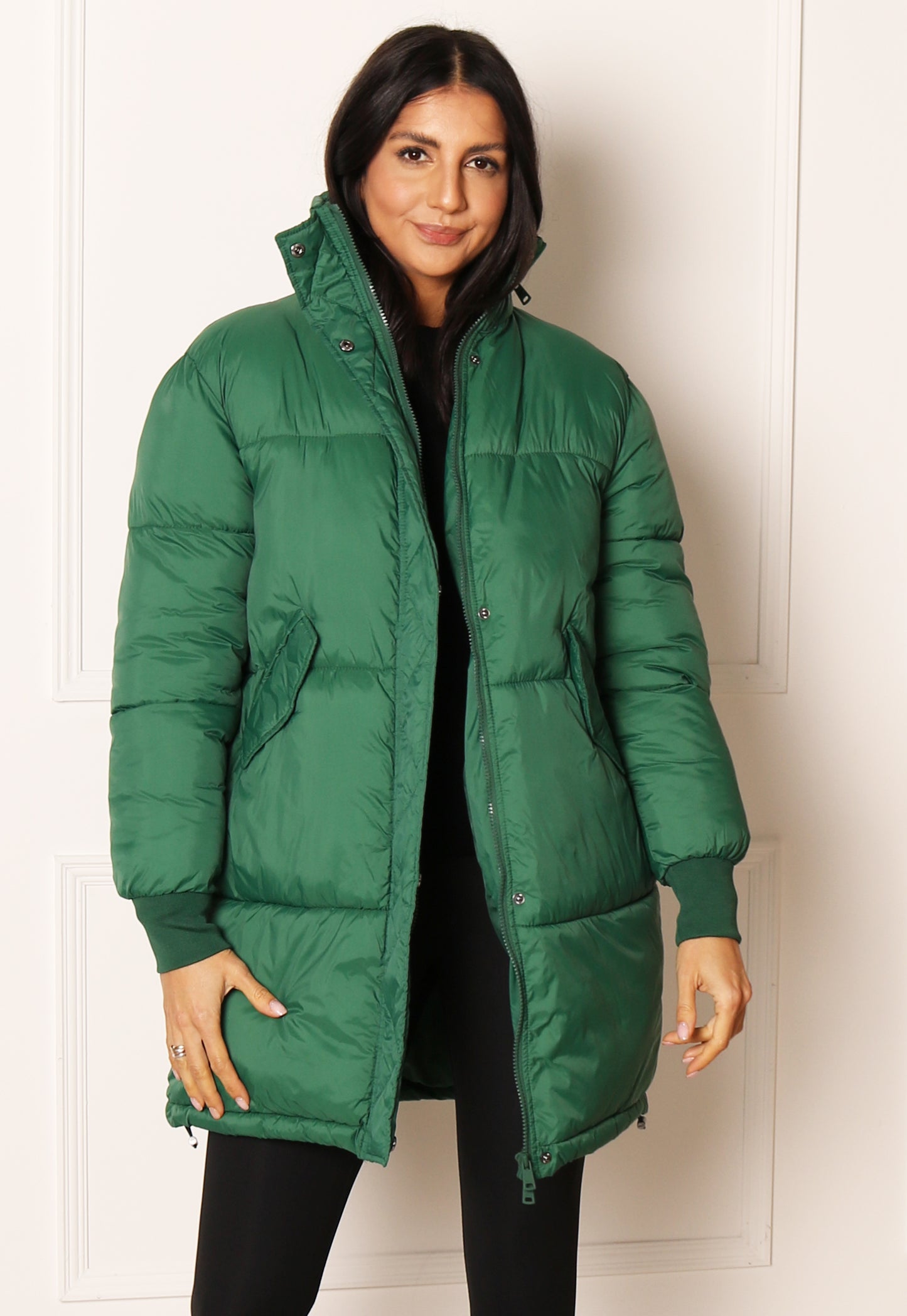 ONLY Petra Oversized Longline Puffer Coat with Foldaway Hood in Green - concretebartops