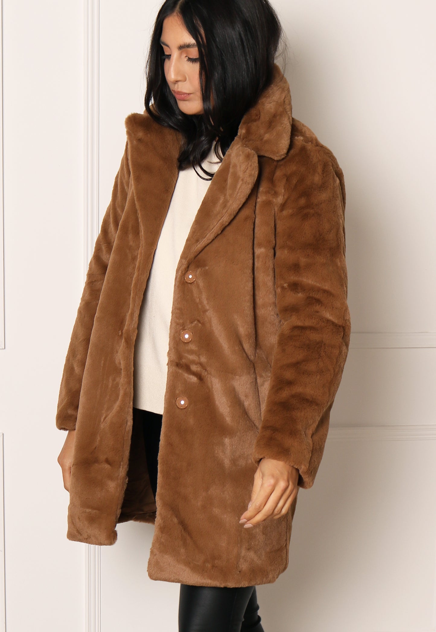 VILA Ebba Vintage Style Faux Fur Midi Coat with Collar in Light Brown - concretebartops