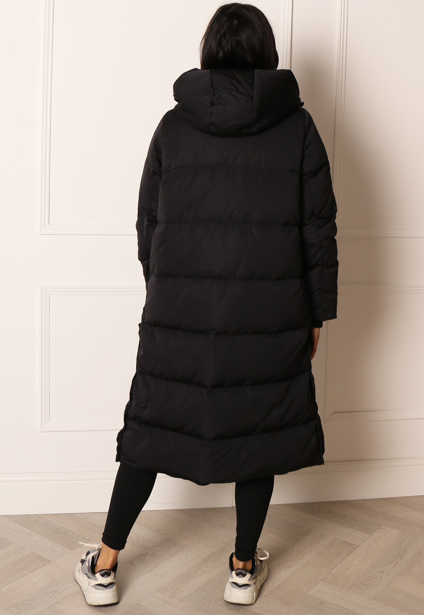 YAS Premium Puffa Maxi Longline Down Puffer Coat with Hood in Black - concretebartops