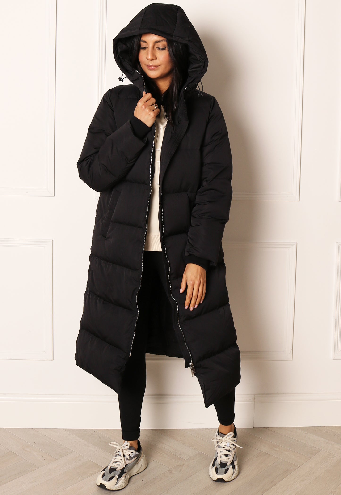 YAS Premium Puffa Maxi Longline Down Puffer Coat with Hood in Black - concretebartops