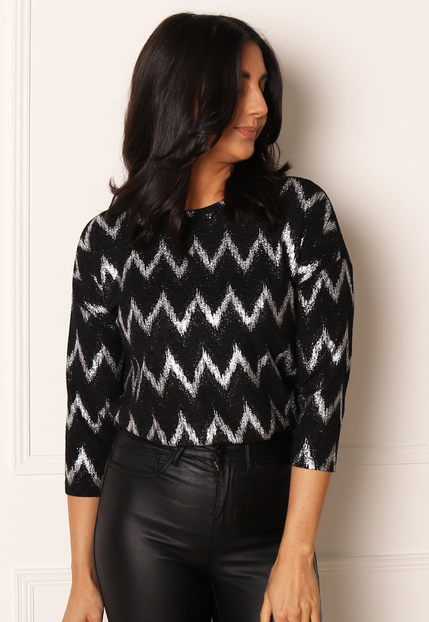 ONLY Queen Metallic Zig Zag Top with Three Quarter Sleeves in Silver & Black - concretebartops