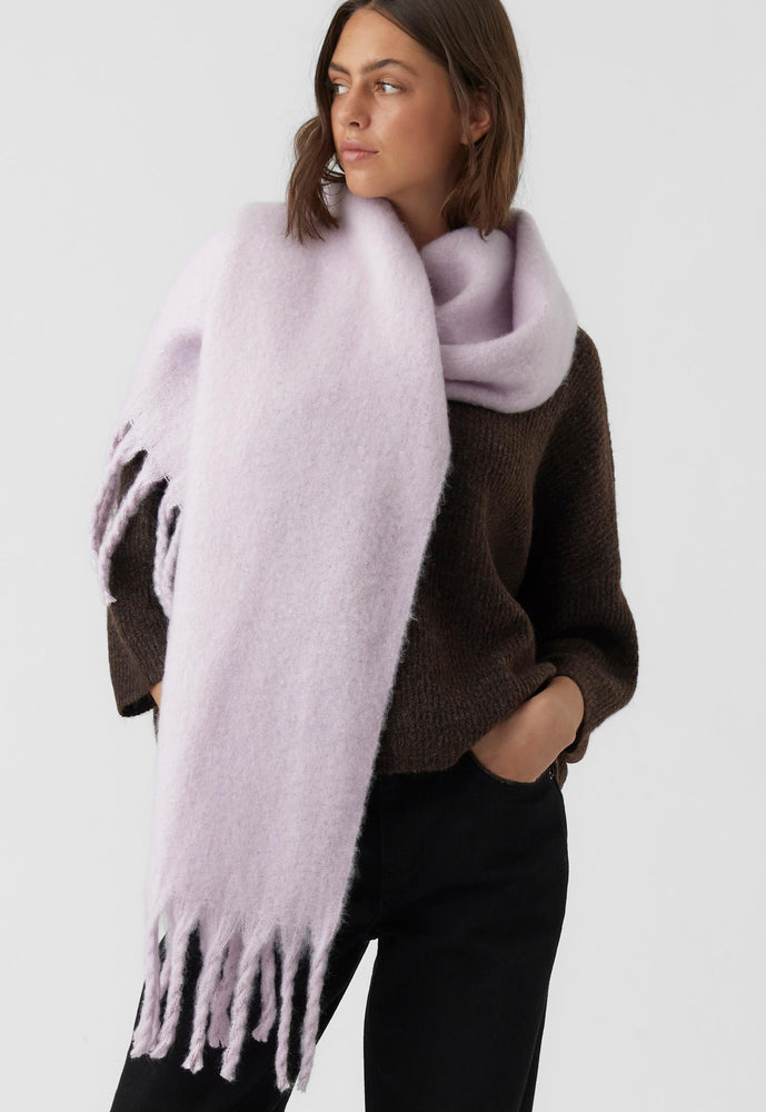VERO MODA Brushed Scarf with Tassels in Lilac - concretebartops
