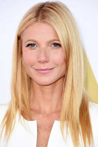 gwyneth paltrow with long blonde hair