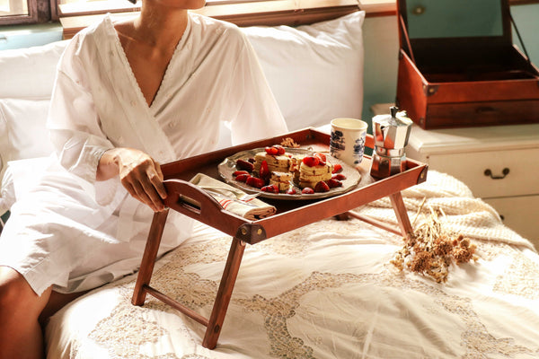 domestic bliss, domesticity, mydomesticity, how aromatherapy and crystals add romance to the bedroom