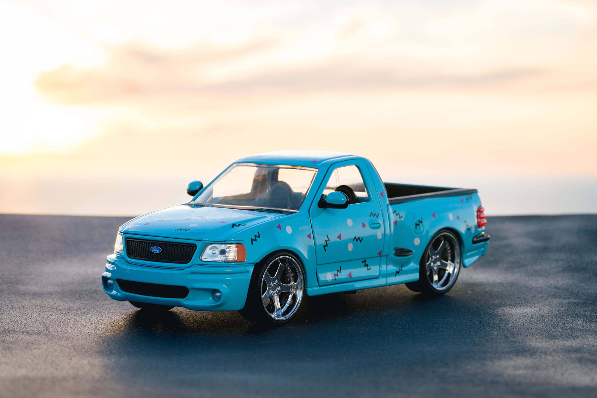 JADA ミニカー JUST TRUCKS FORD F-150 1 24 - 通販 - siambiental.bio.br