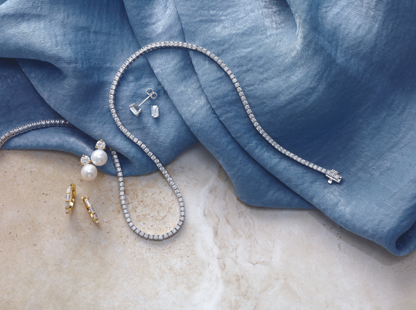 Pearl and Diamond Earring