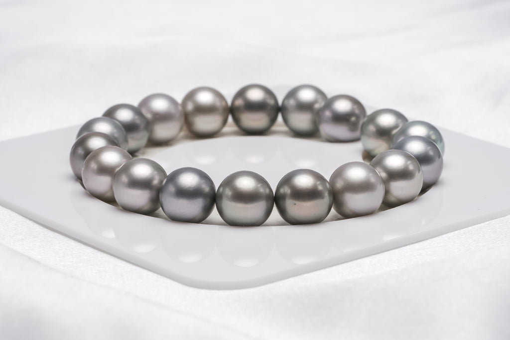 Black & Silver Metallic Pearls Bracelet