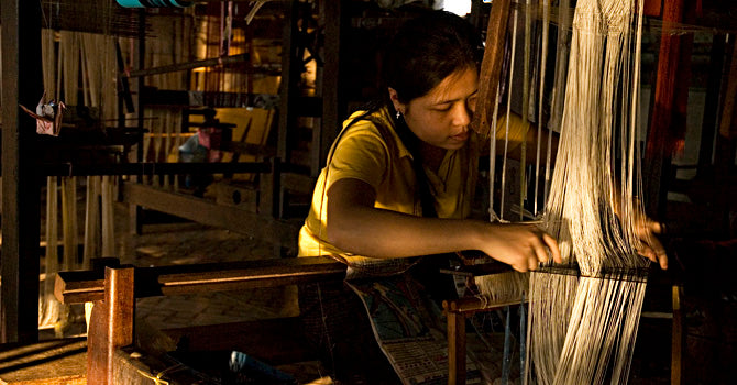 silk weaving in Laos
