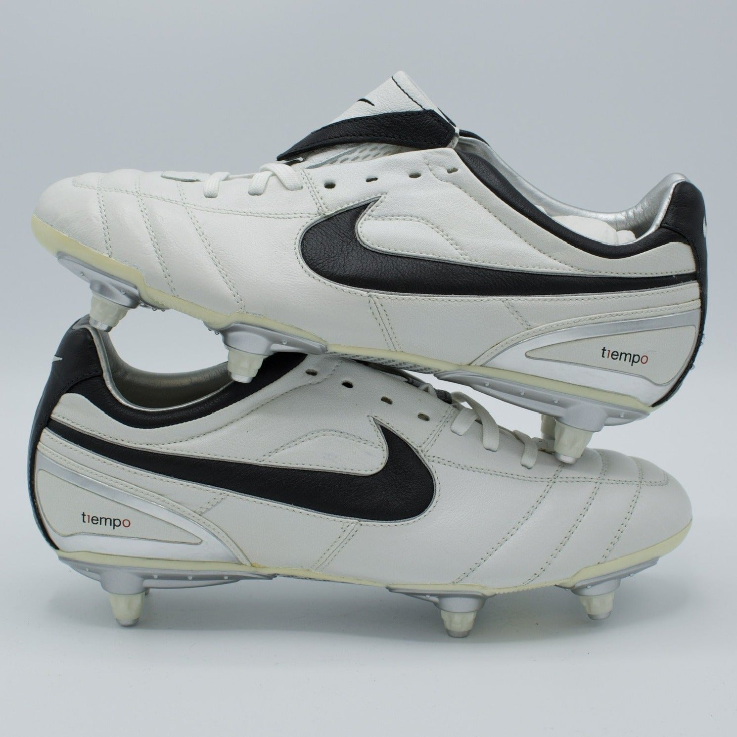 NIKE TIEMPO LEGEND II SG 317043-101 – Boot Collector (DBC)