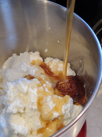 mix honey with ricotta