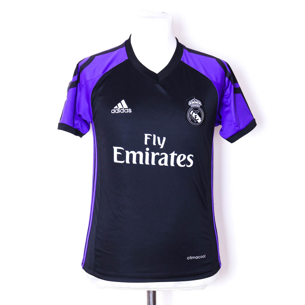 real madrid violet jersey