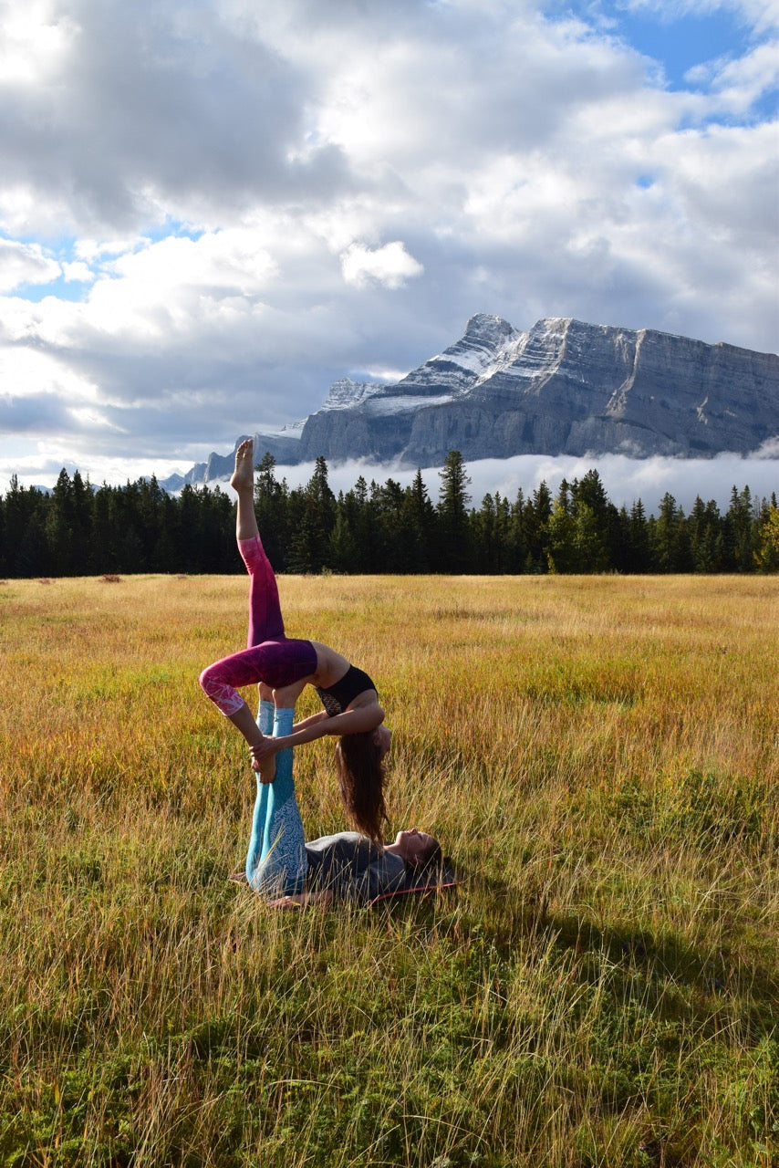 Acro Yoga Tara Koenig