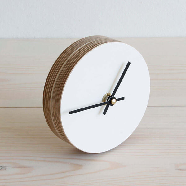 Desk Clock Kreisdesign