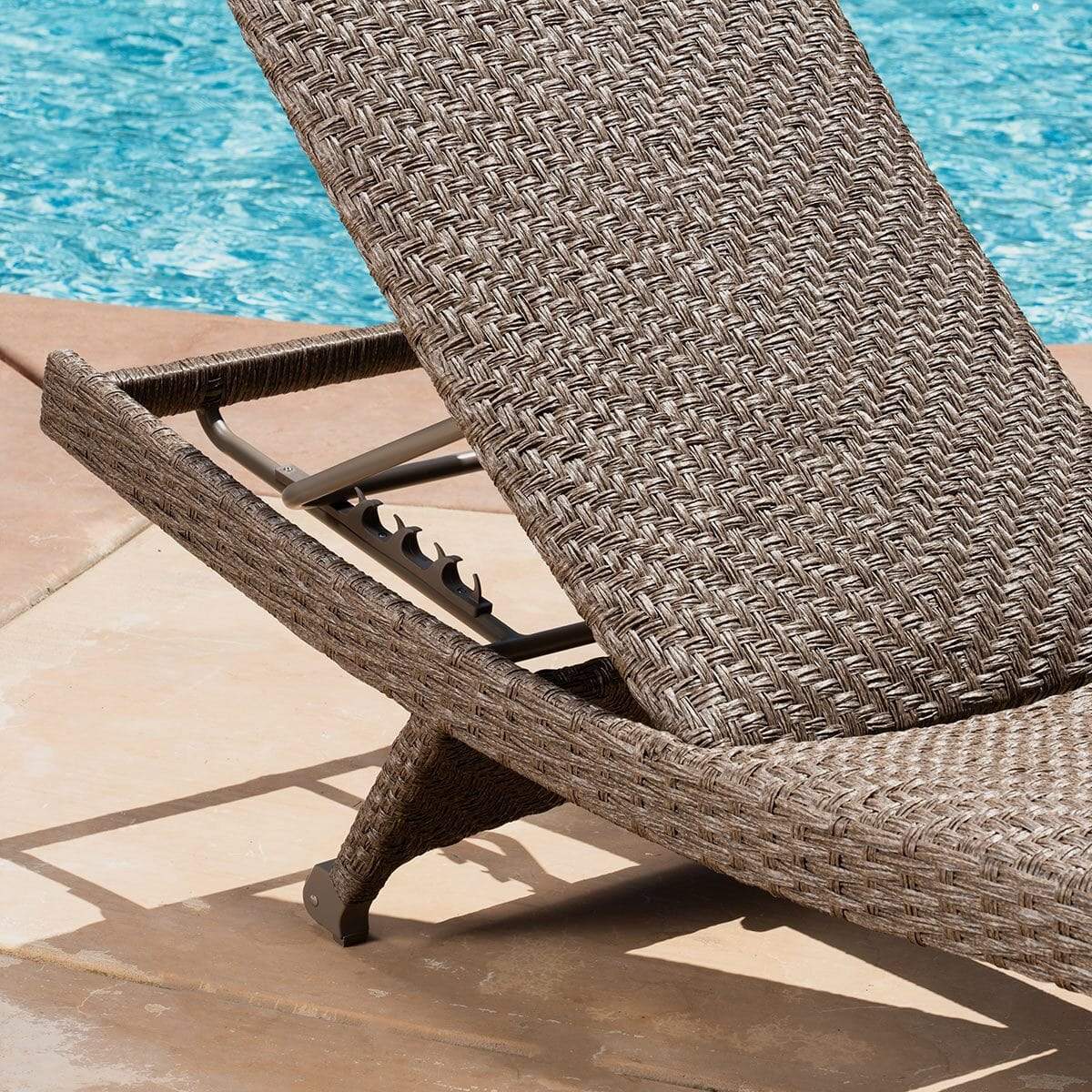 seagrass woven chaise lounge by sunvilla