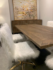 laura of pembroke home office