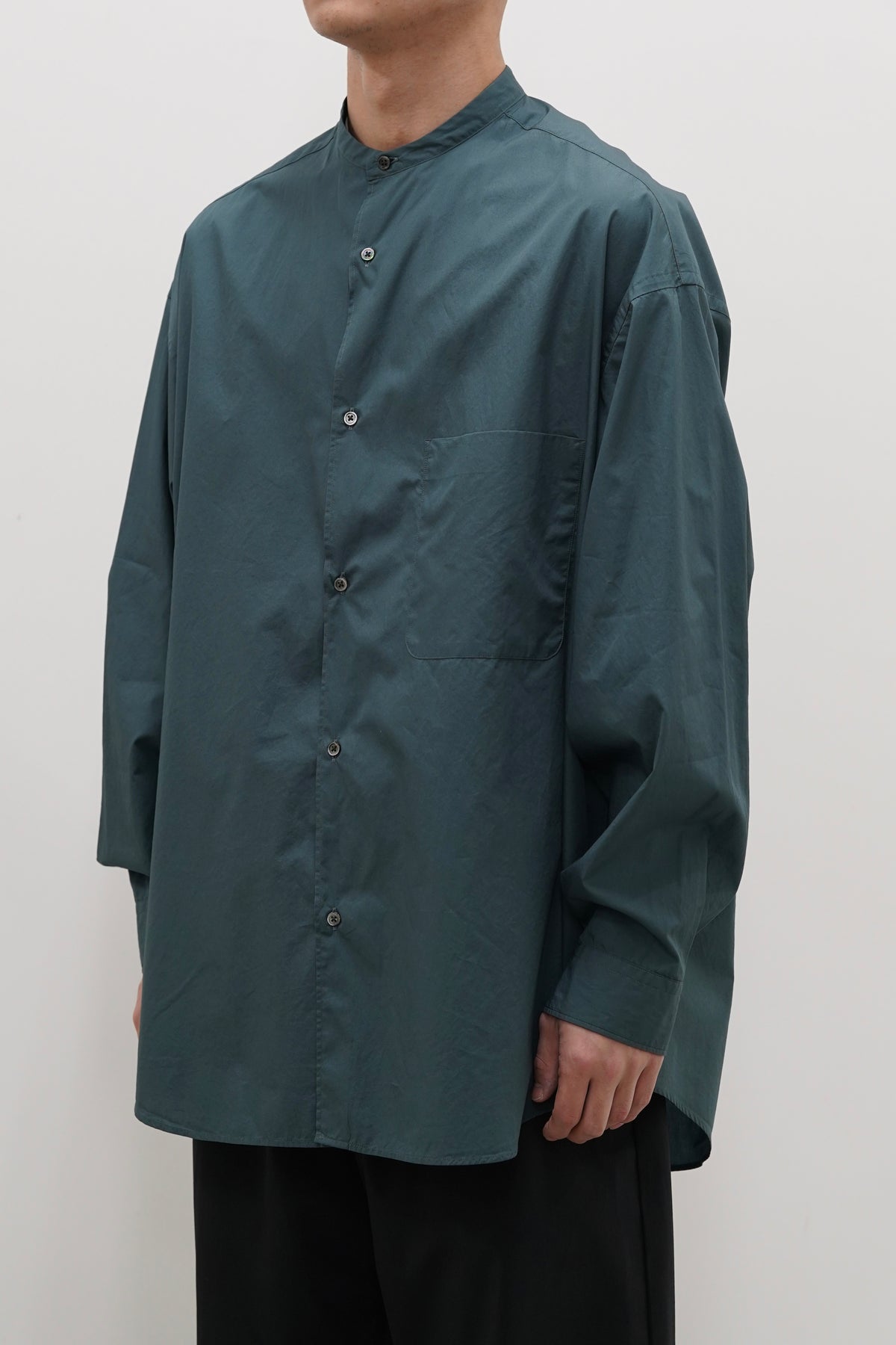 Broad L/S Oversized Band Collar Shirt | THE GROUND depot