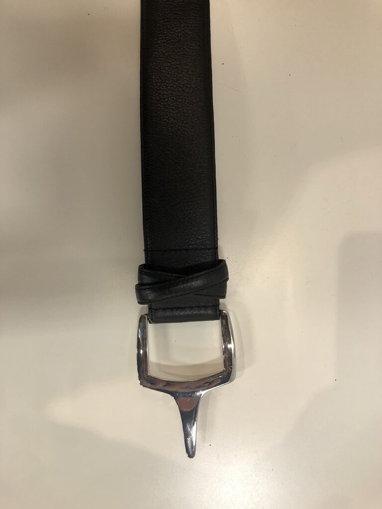 holt renfrew gucci belt