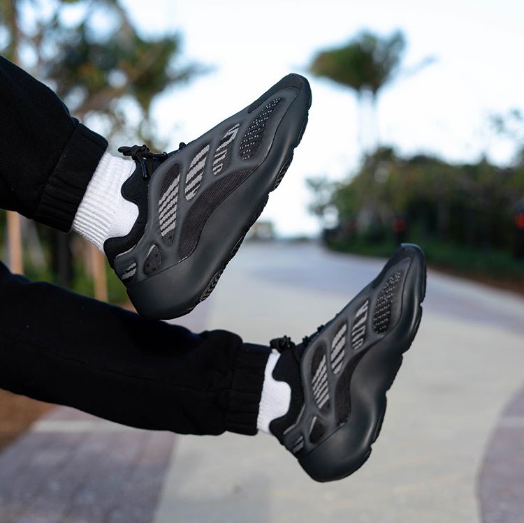 yeezy 700 v3 alvah on foot