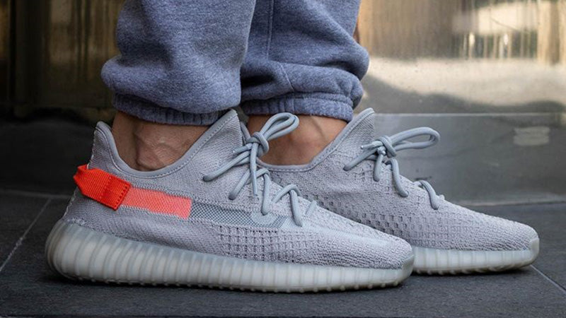 Lengua macarrónica Velo legal Adidas Yeezy Boost 350 V2 'Tail Light' – Exclusole