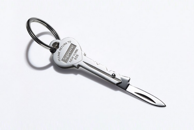 SUPREME TIFFANY & CO. RETURN TO TIFFANY HEART KNIFE KEY RING