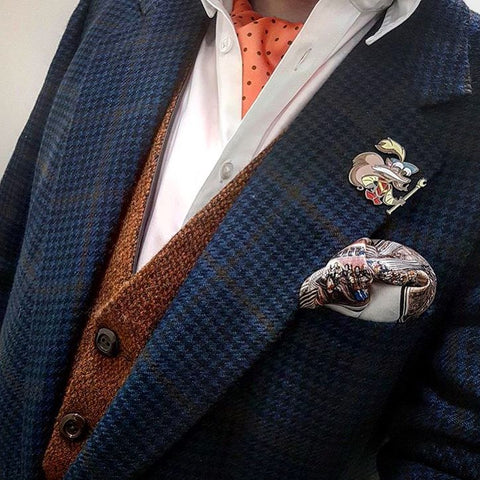 Matching pocket square to waistcoat