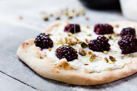 uuni pizza with blackberries