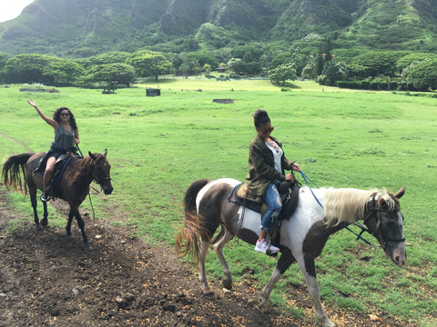 Kualoa ranch horse back riding GoGo Hawaii 