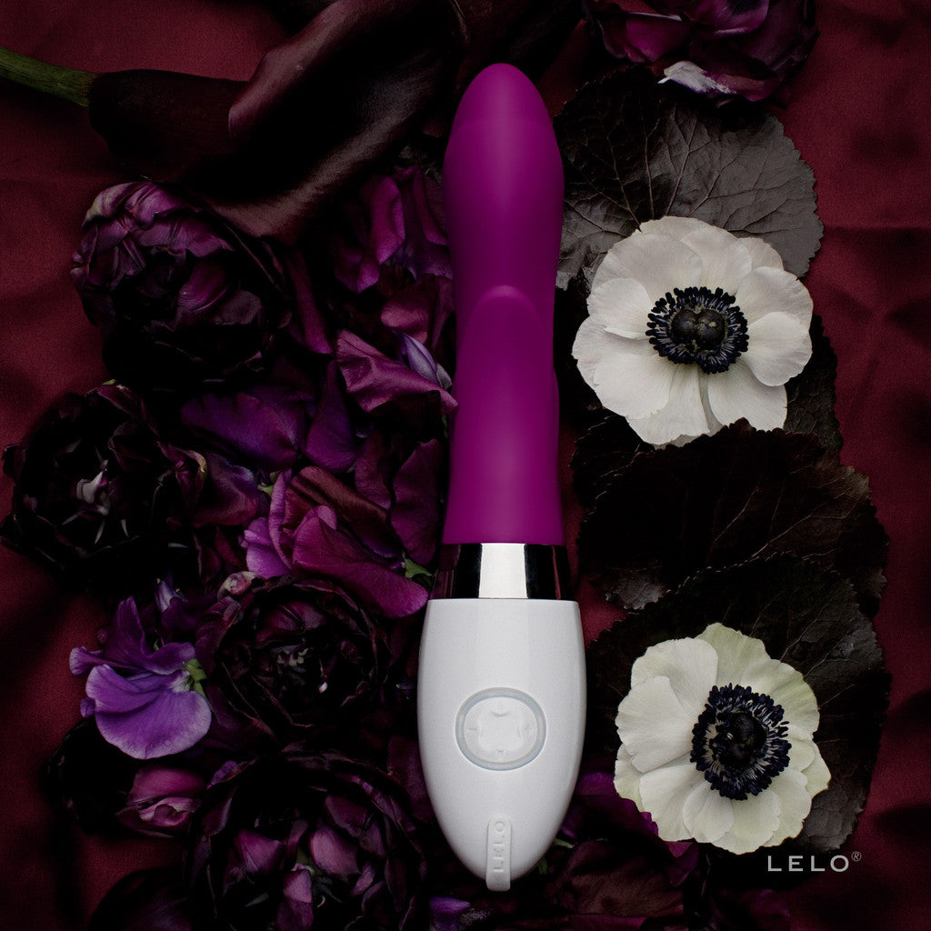 Introducing A Sex Toy Into Your Relationship Porte A Vie For Beautiful Lingerie And