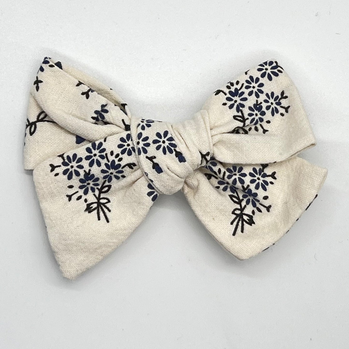 KATE 3-inch Fabric Bow
