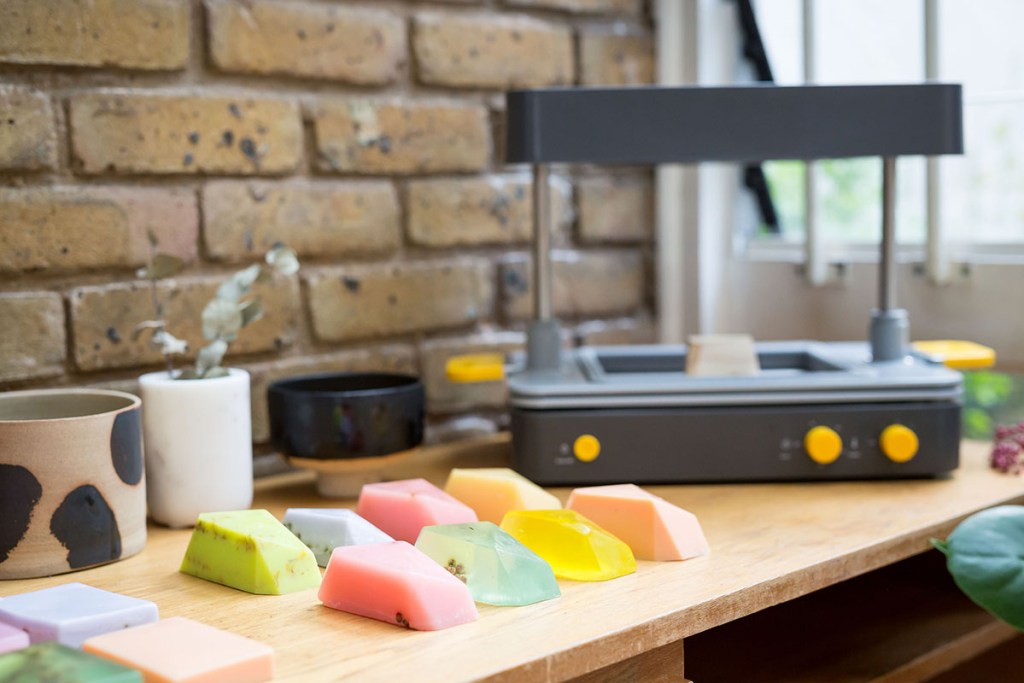 Why every 3D printing enthusiast needs this $20 vacuum sealer (and how to  use it)