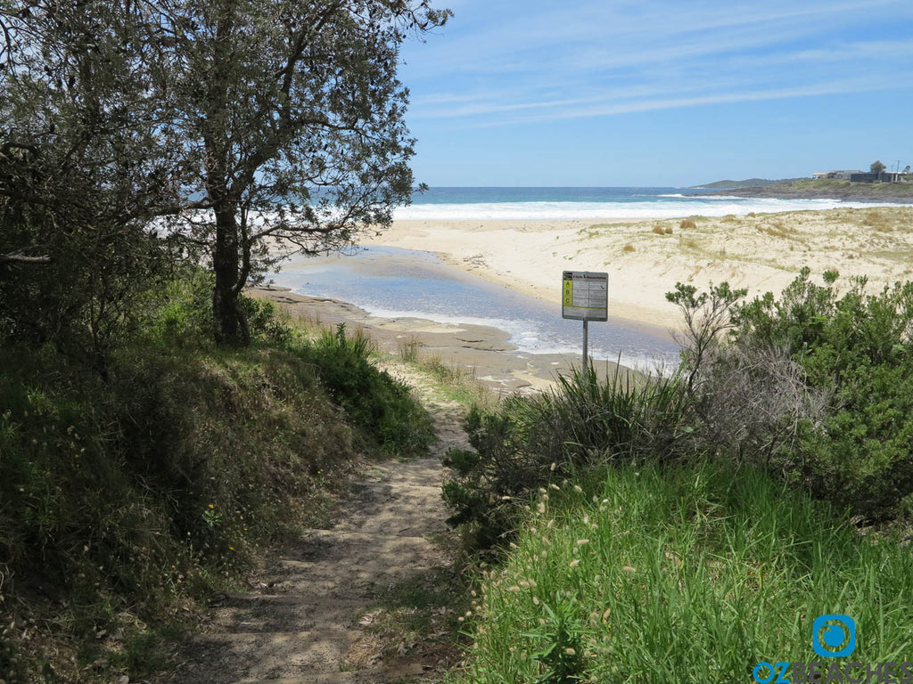 The small inlet at Cormorant Beach